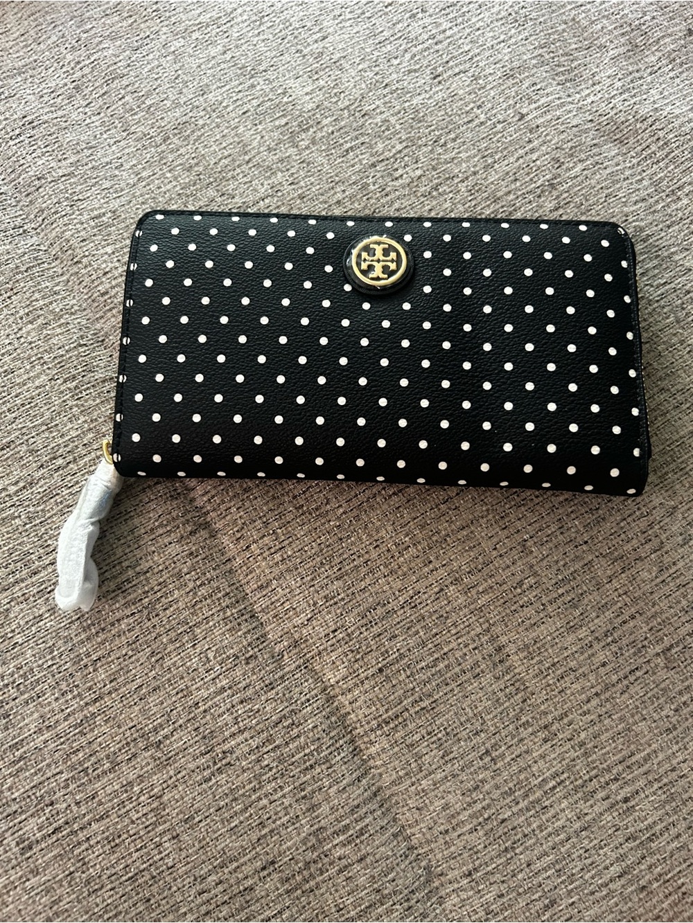 Tory Burch
Kerrington Zip Continental Wallet - Picture 3 of 12